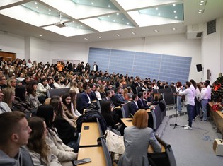 2025-12-01 11-07-12.jpeg